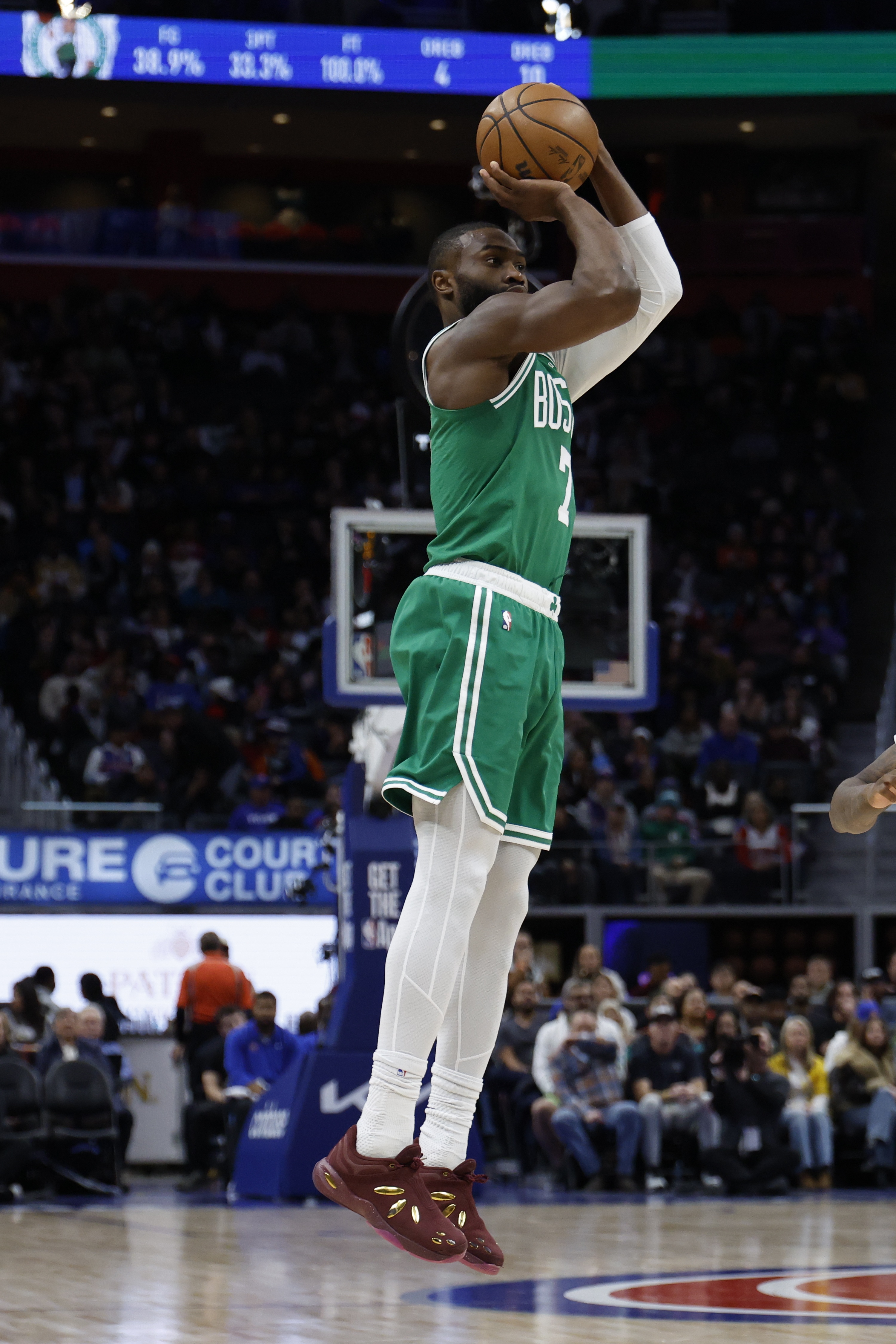 世界杯竞猜-布朗：最后一投腿有点沉 我们还有进步空间 这是常规赛存在的意义